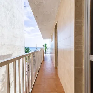 https://vistamar-fuengirola-playa-apartments.es-andalucia.com